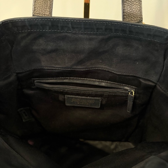 YSL Black Downtown Tote Bag - Picture 11 of 15
